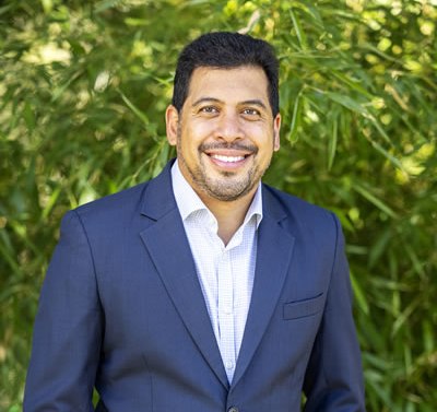 Dr. Vivek Tandon